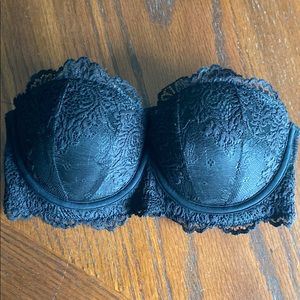 Black lace strapless padded bra size 36B
